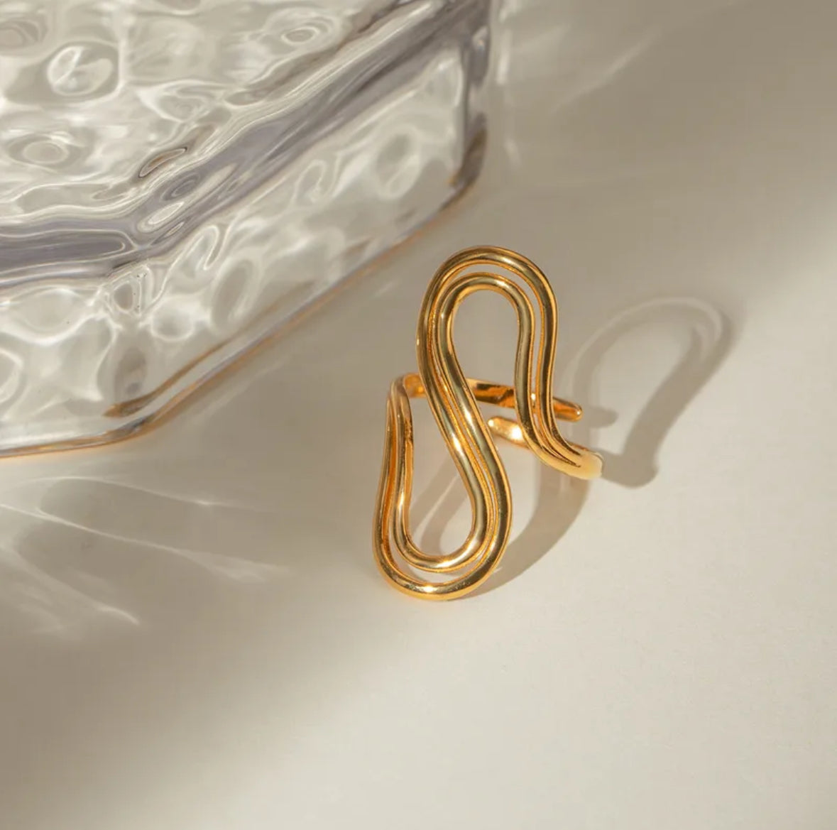 Blurred Lines ring