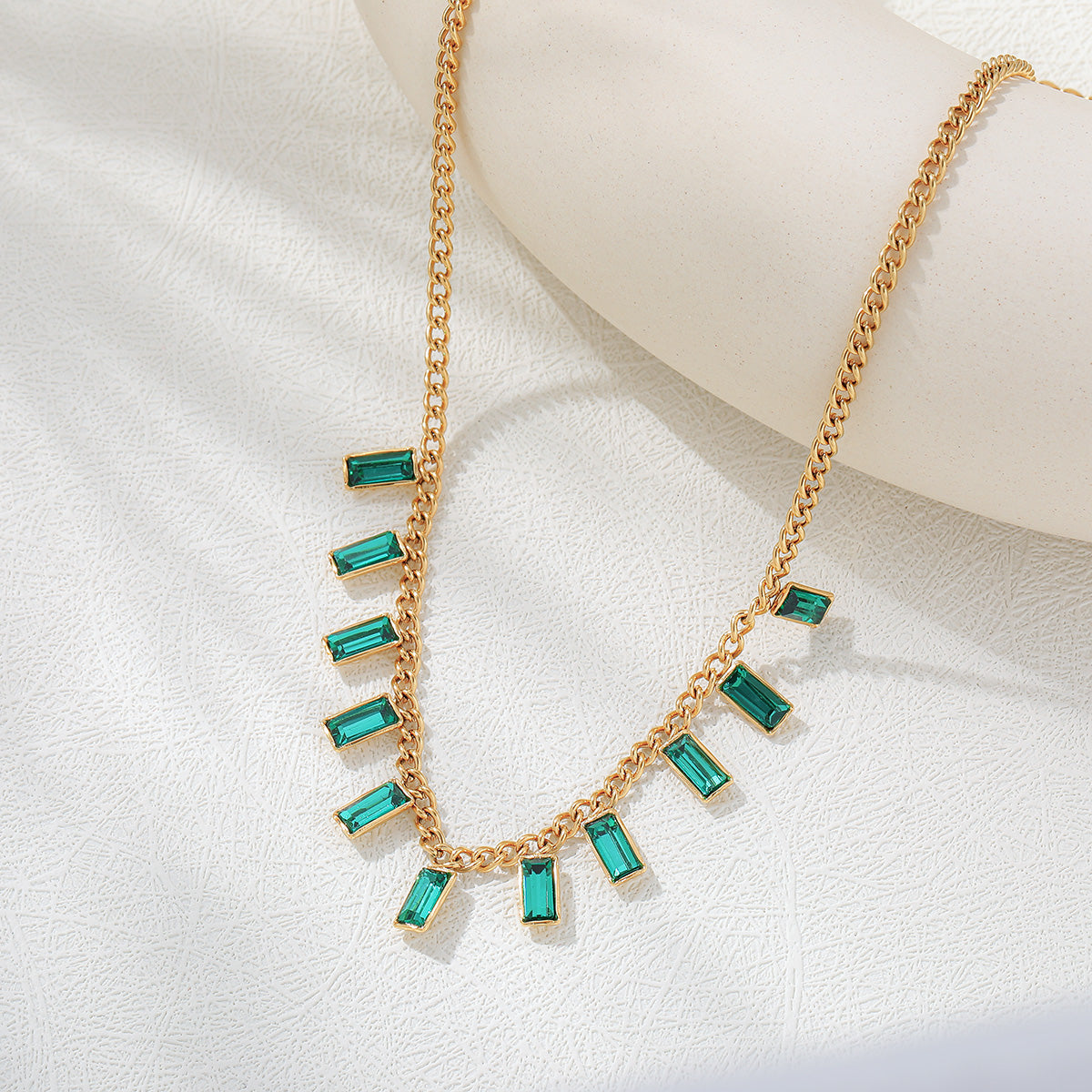 Lola Necklace
