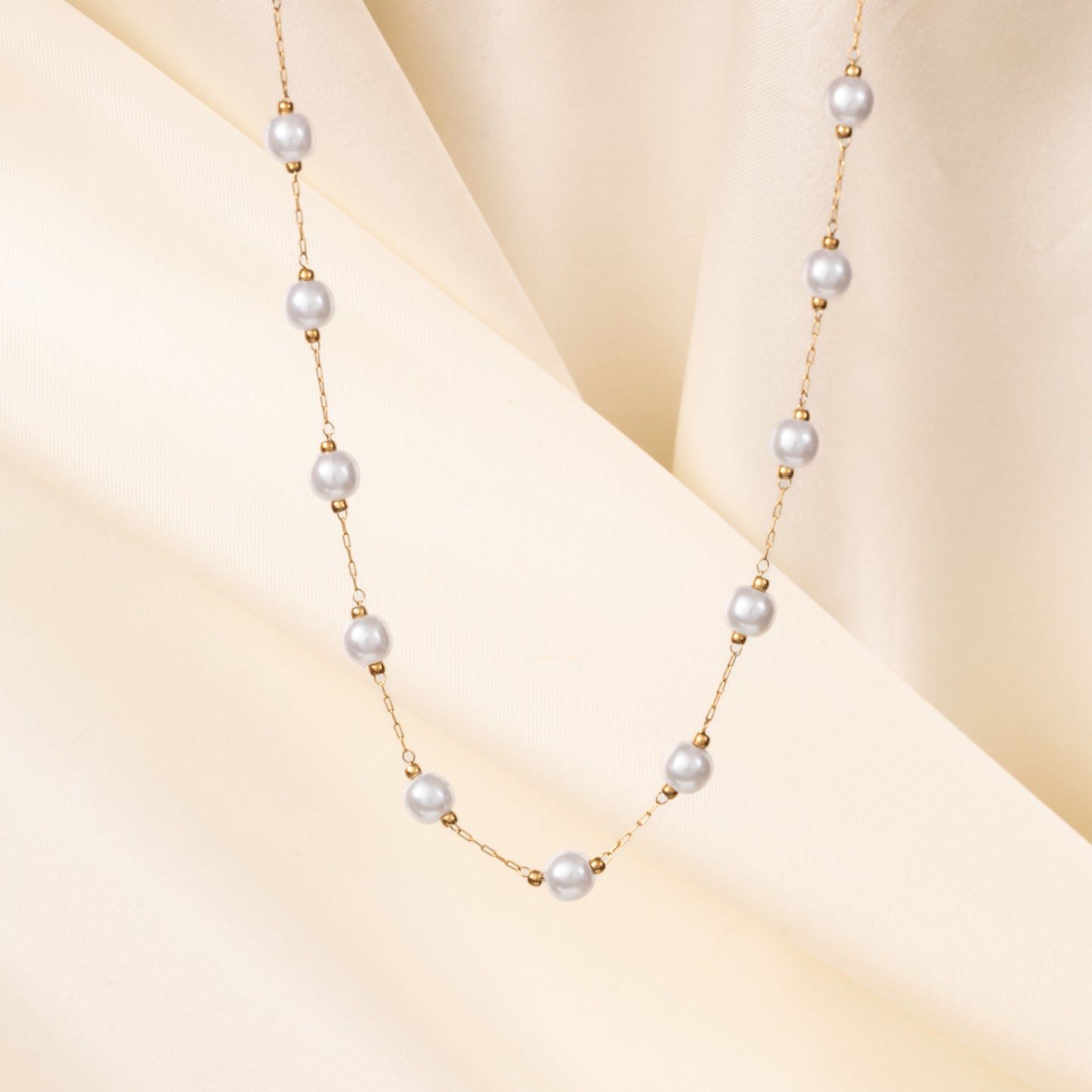 Corral Pearl Necklace