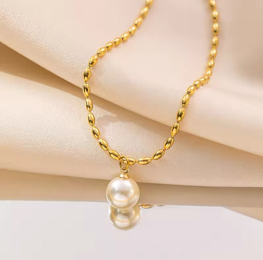 Pearl Drop Necklace