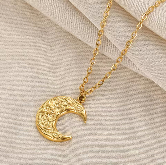 Luna Bloesem Necklace