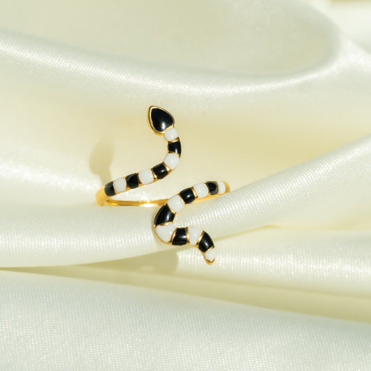 Retro Snake Ring